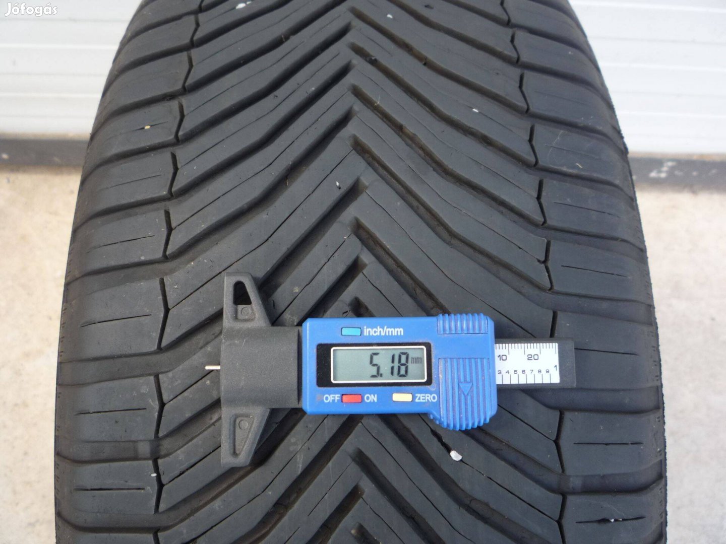 225/50R18 Michelin 4évszakos gumi 2db jó állapotban eladó!