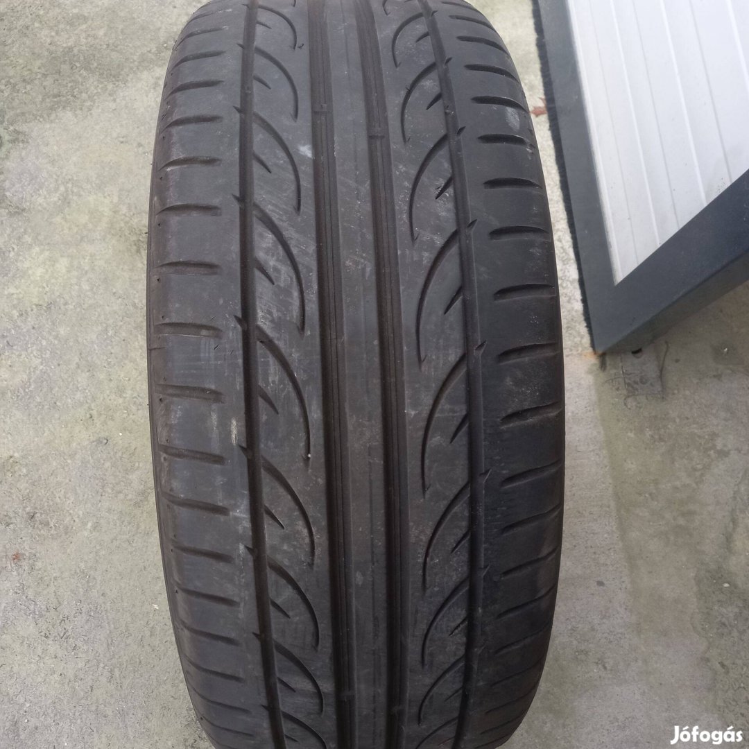 225/50 17 Hankook nyári gumi eladó