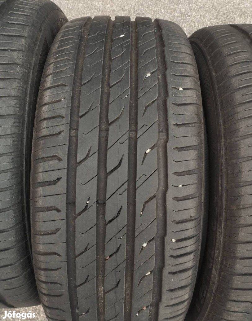225/50 17 Semperit nyári gumi r17 " dot21