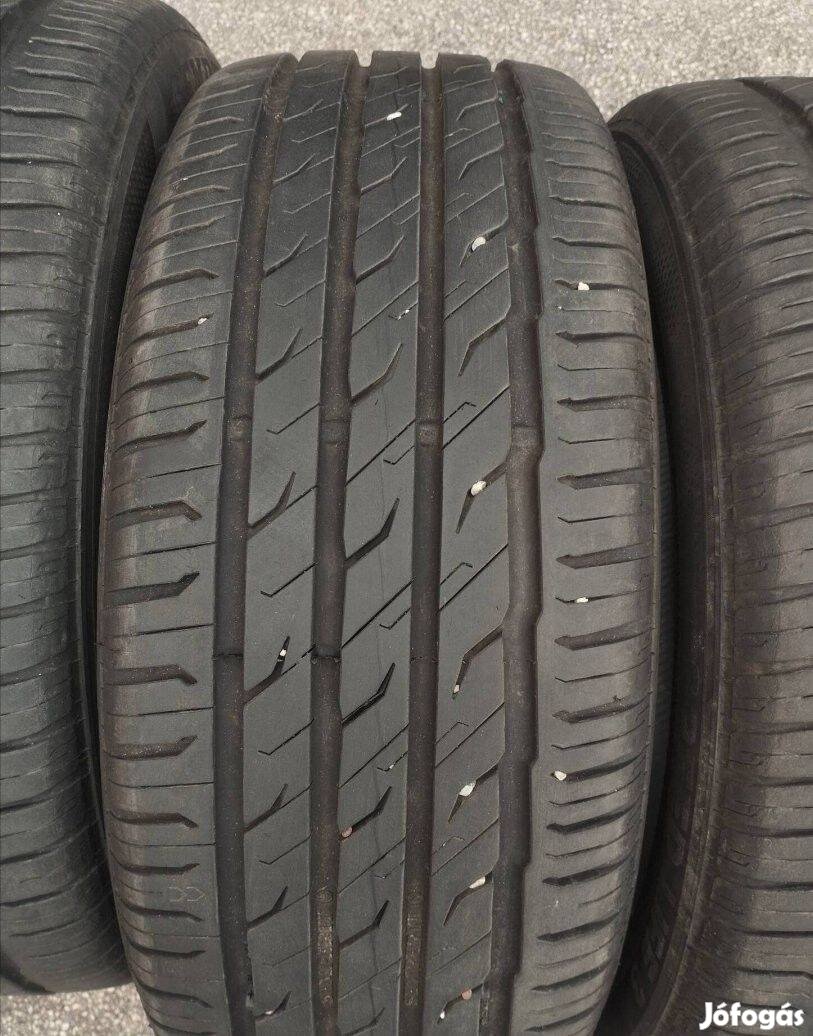 225/50 17 Semperit nyári gumi r17 " dot21