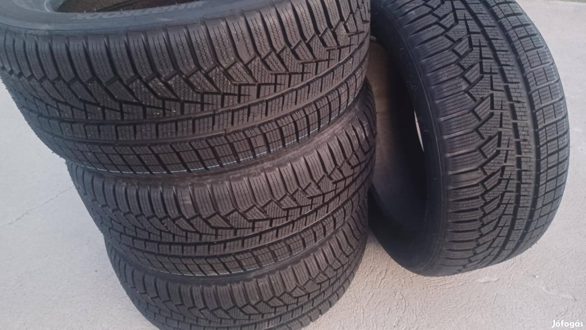 225/50/17 Téligumi szett 