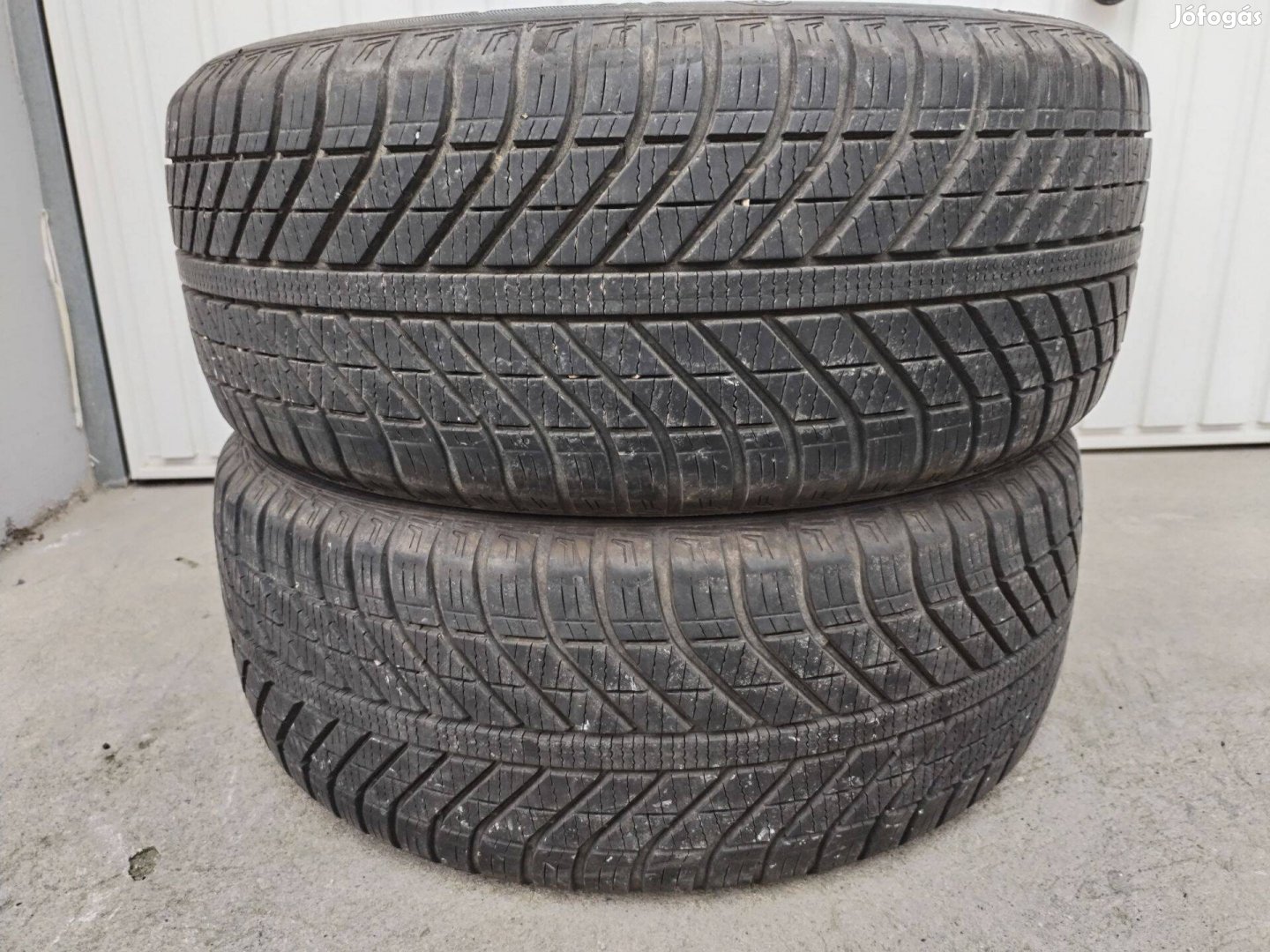 225 50 17 goodyear 4évszakos gumi 2 db 7,5 mm