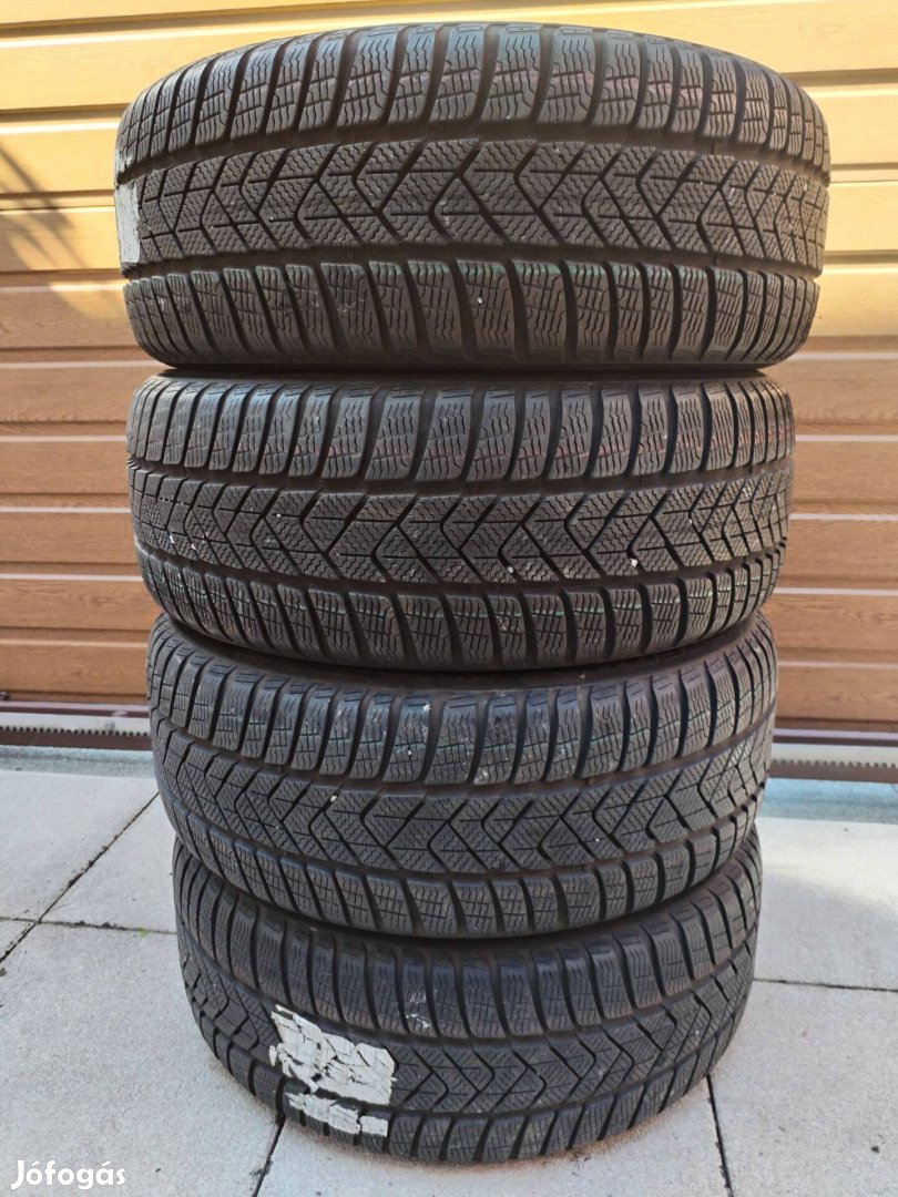 225 50 17 pirelli RSC 225/50 R 17 téli gumi garnitura