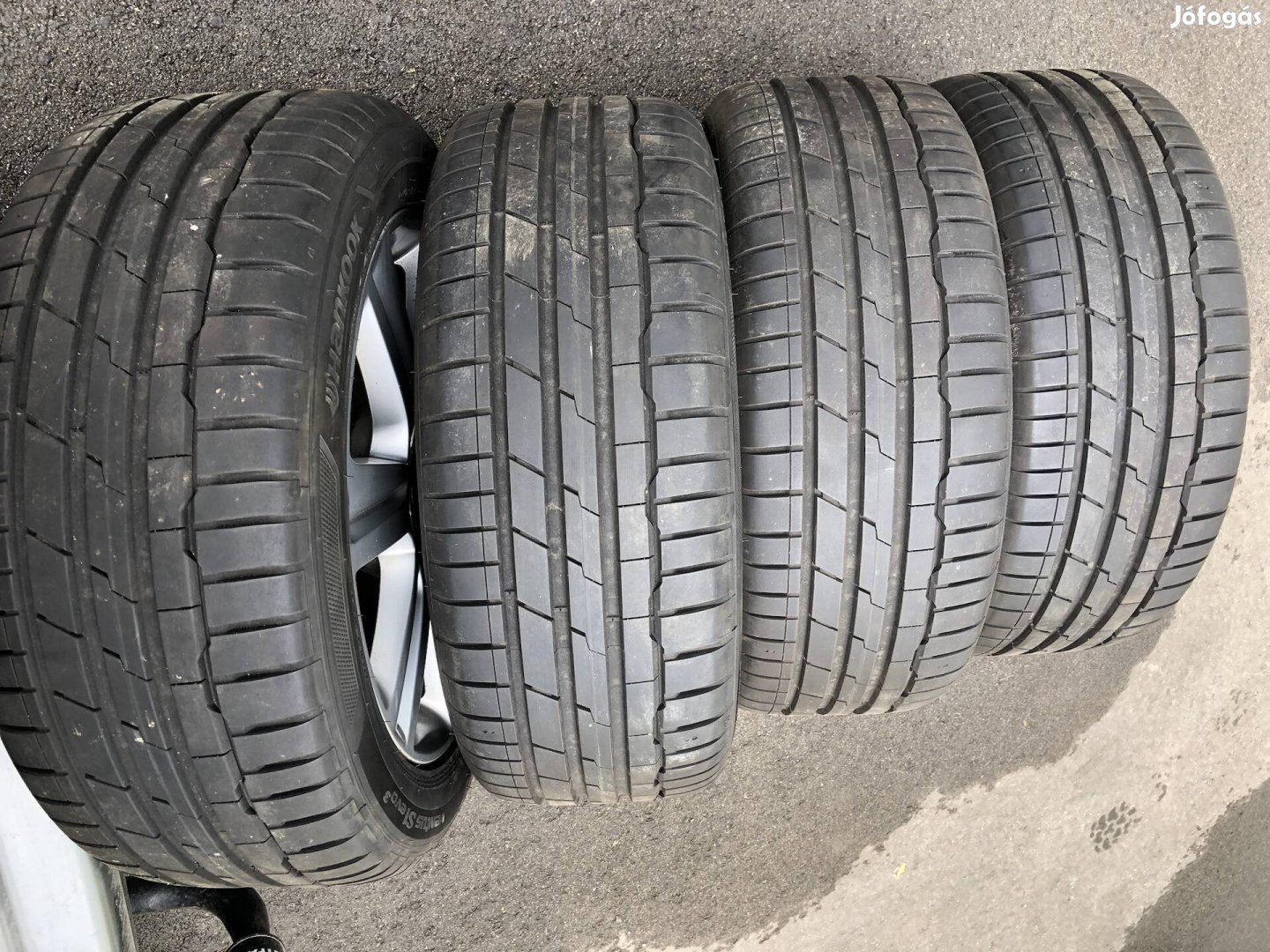 225/50/17 újszerű nyári gumi 225 50 17 Hankook 