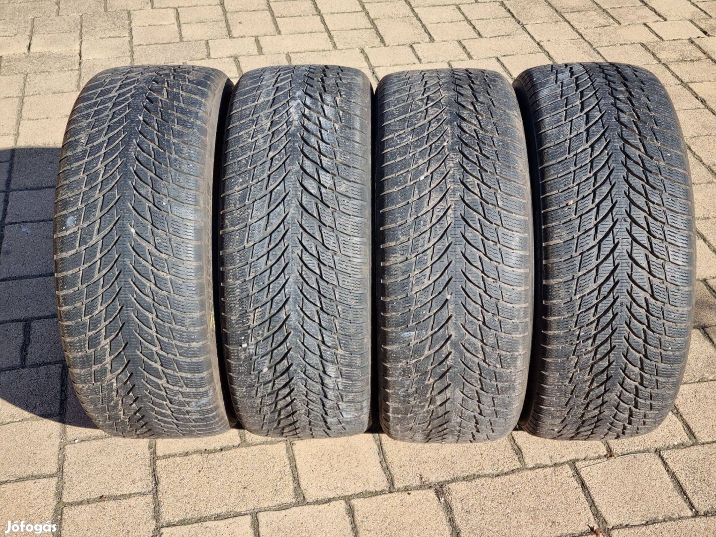 225/50 R17 98V Nokian WR Snowproof P téli gumi