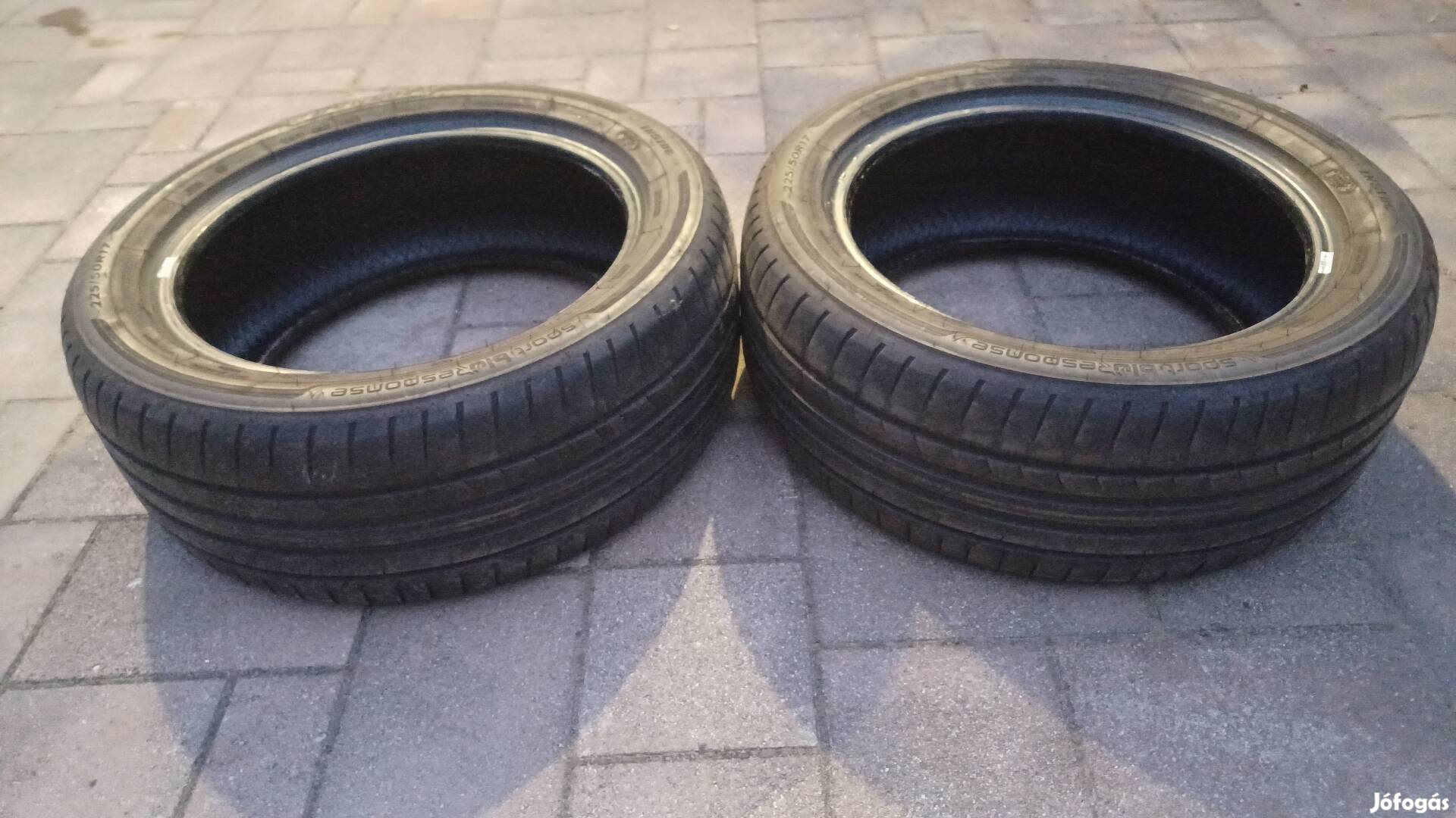 225 50 R17 Dunlop nyári gumi 5,5mm profil