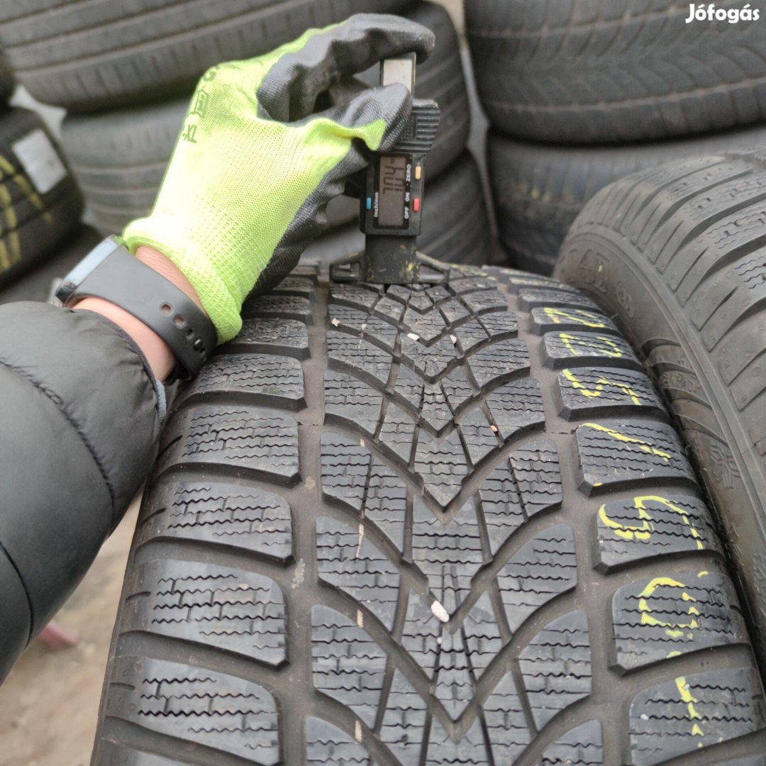 225/50 R17 Dunlop téli gumi 40000ft a 2db/158/