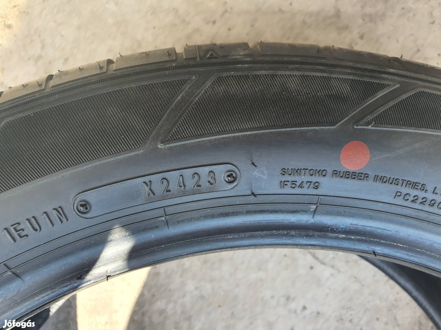 225/50 R18 nyári gumi