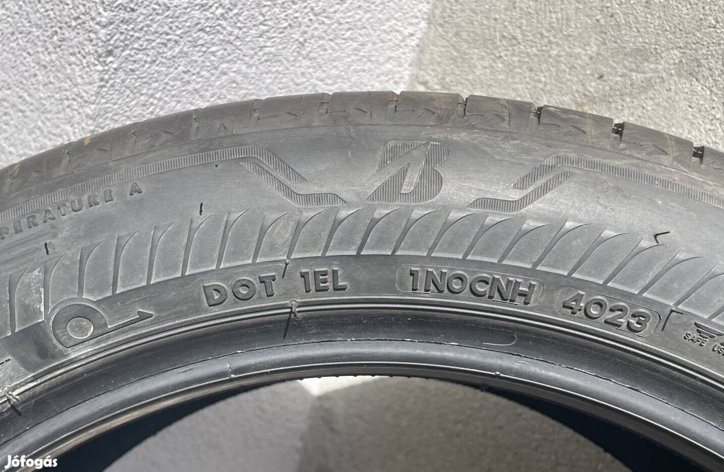 225/50 RF18 95v Bridgestone Alenza nyári gumi