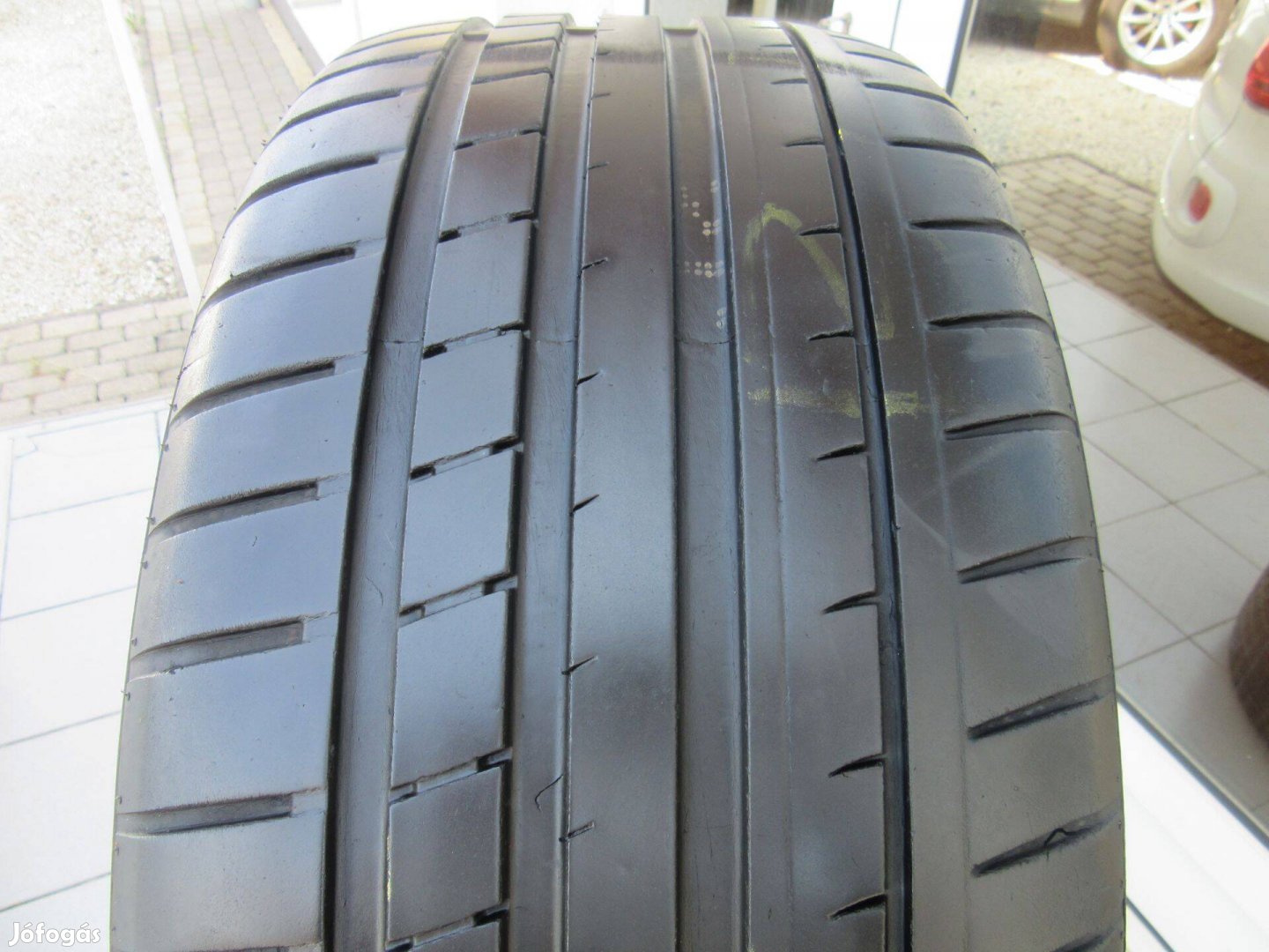 225/50 R 17 Nyárigumi eladó