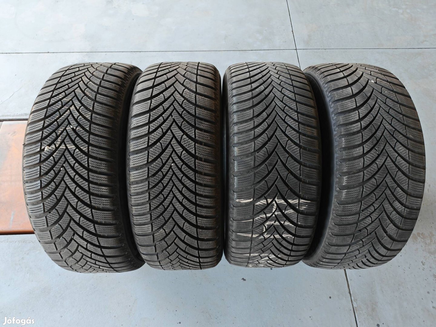 225/50 r17 Semperit téligumi szett!