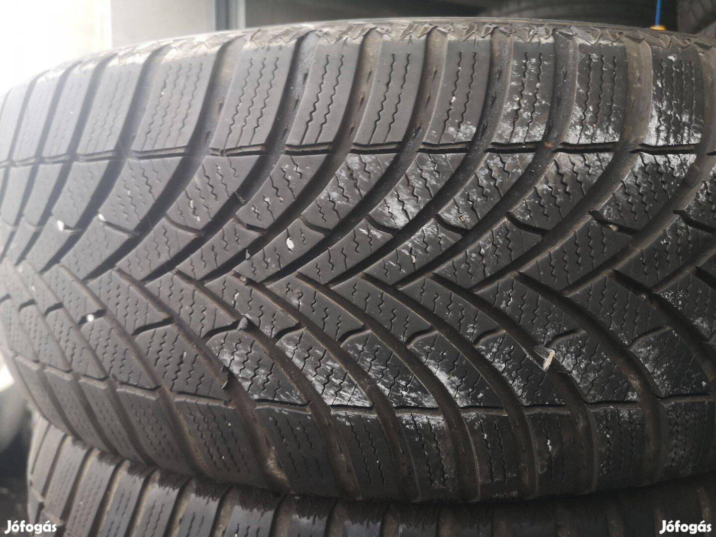 225/55R17 2db 2021 Semperit téligumik