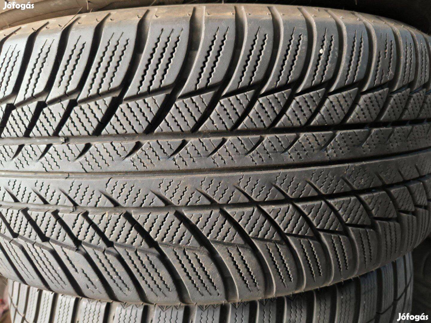 225/55R17 90e/4db Bridgestone téligumi 225/55 R17