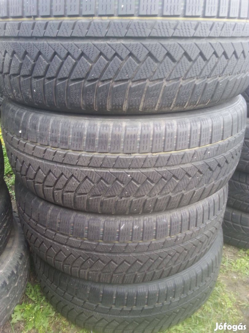 225/55R17 XL Continental TS850P téli gumi