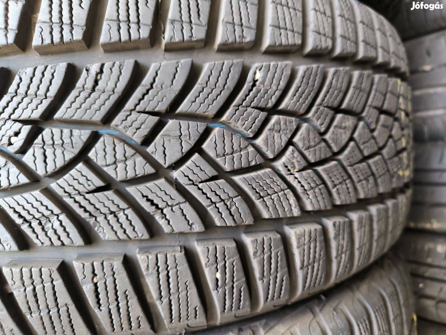 225/55R17 újszerű Dunlop téligumik 225/55 R17