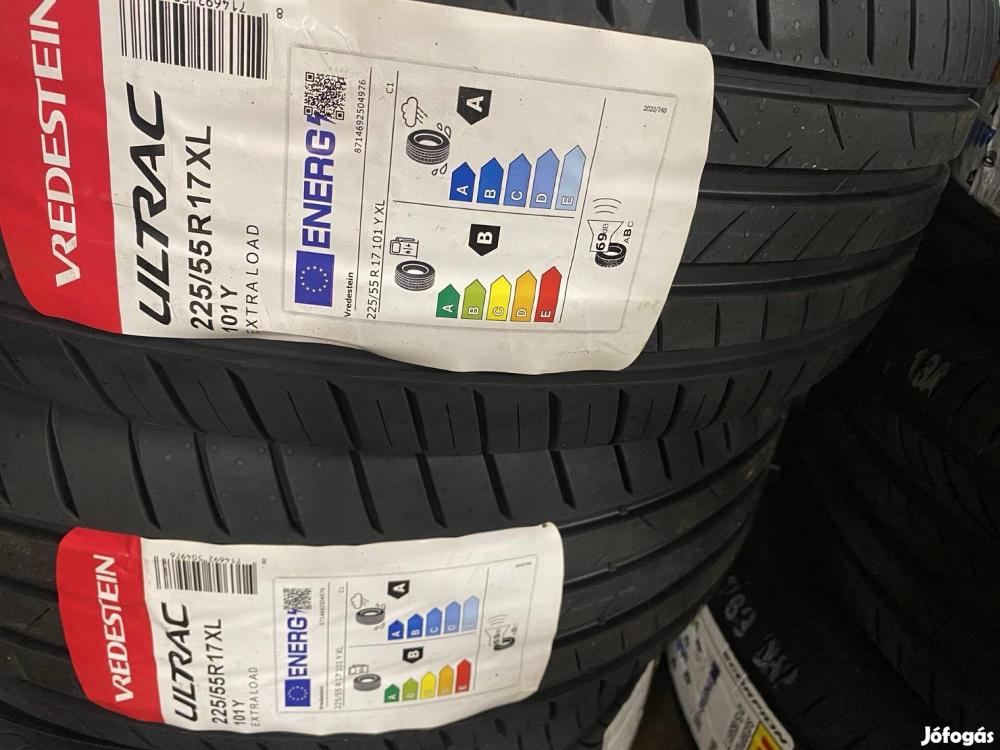 225/55R17 vredestein nyari 2db