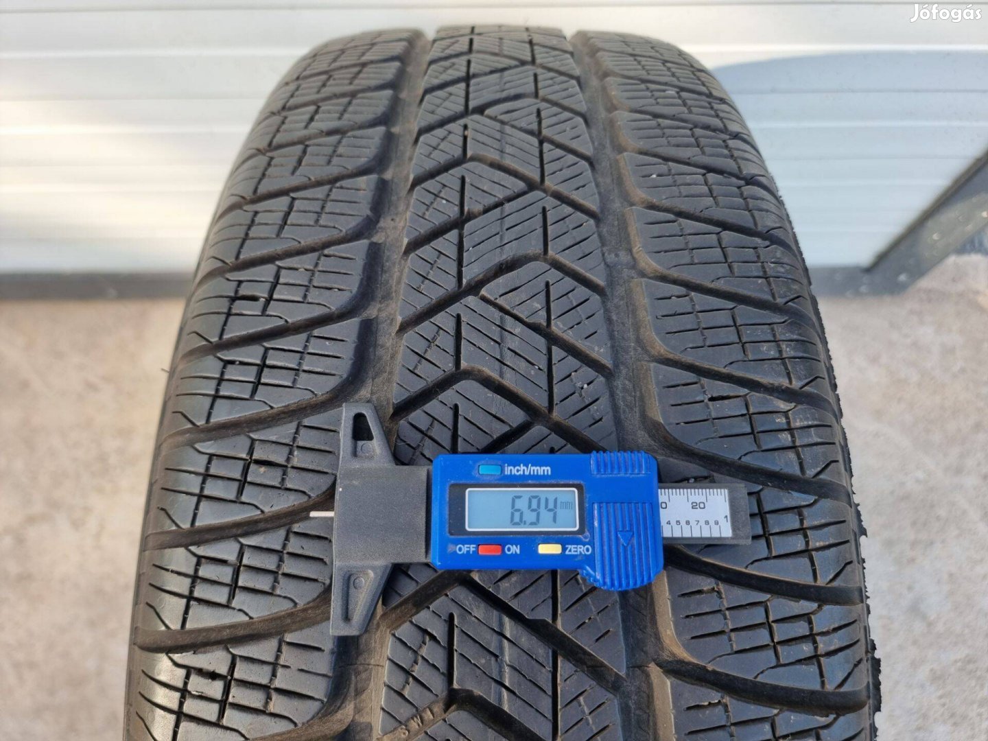 225/55R19 Pirelli téli gumi 2db szinte újszerű állapotban eladó!