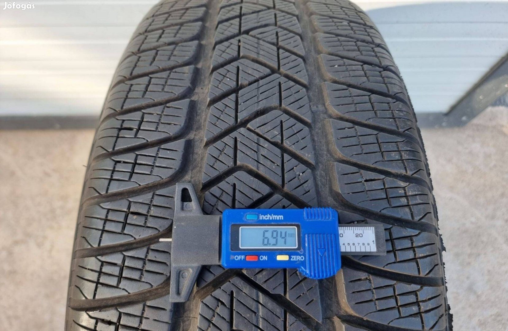 225/55R19 Pirelli téli gumi 2db szinte újszerű állapotban eladó!