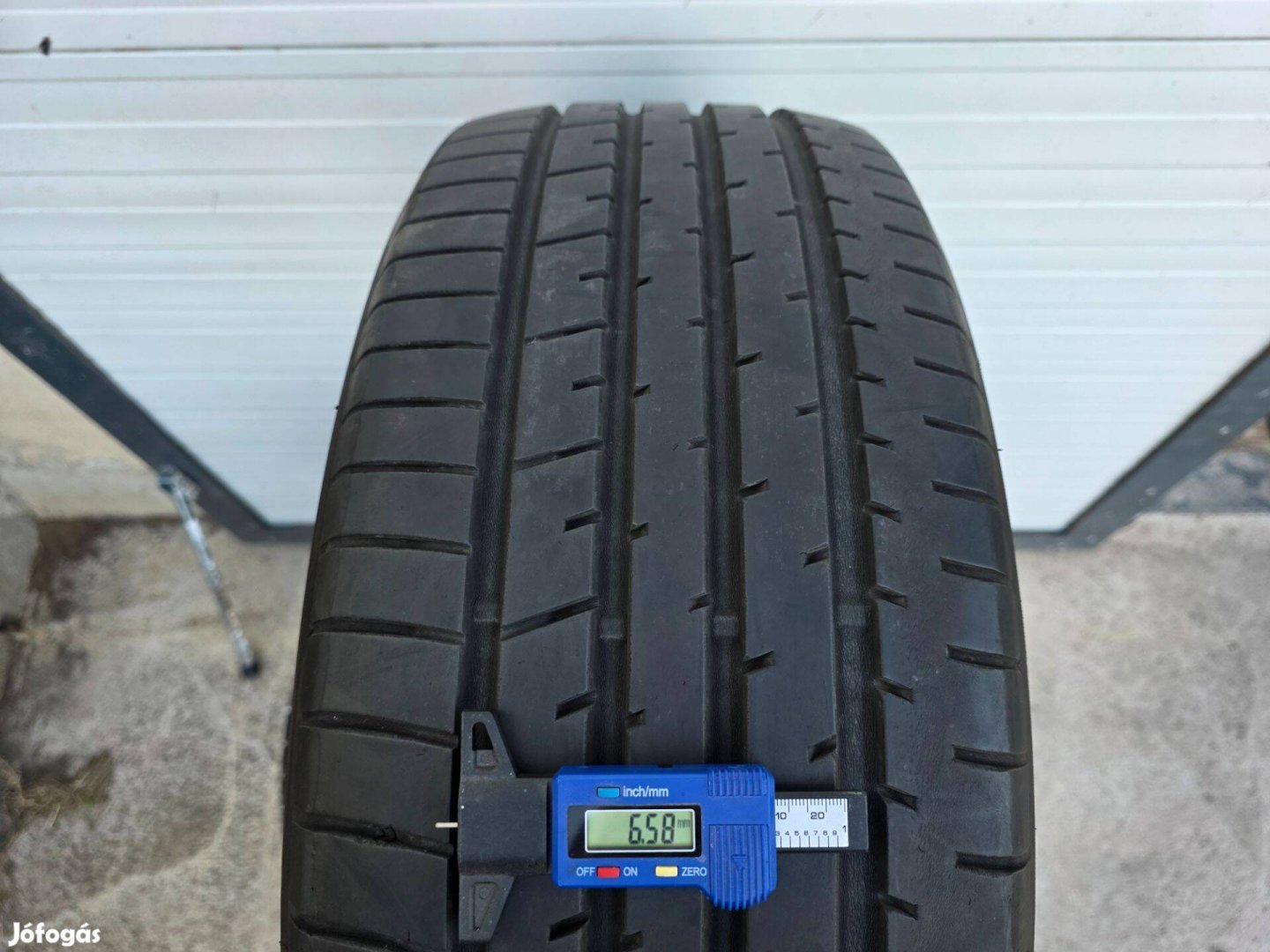 225/55R19 Toyo garnitúra nagyon jó állapotban eladó!