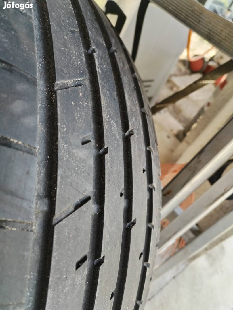 225/55R19 nyárigumi