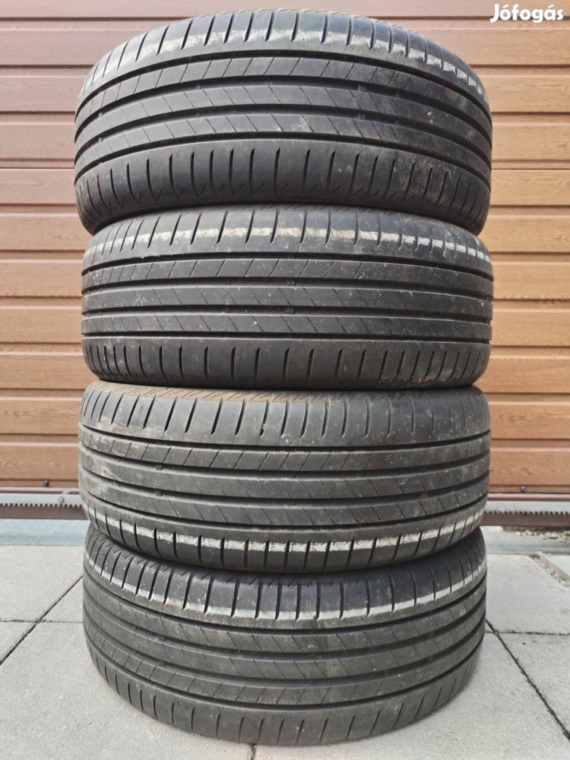 225 55 17 bridgestone nyári gumi garnitura