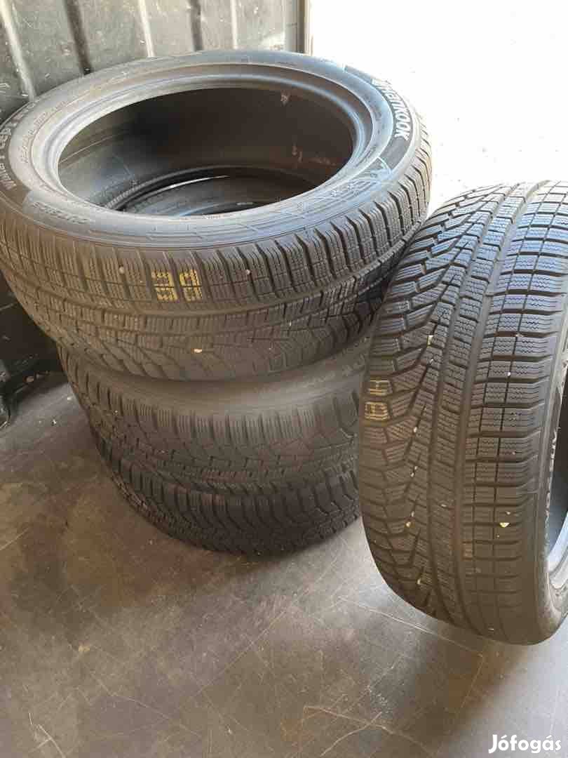 225 55 18 dot 19 Hankook téli