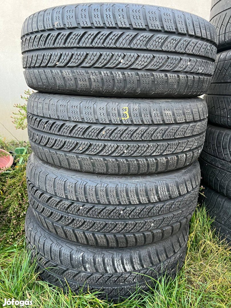 225/55 R17C continental 4db téli gumi