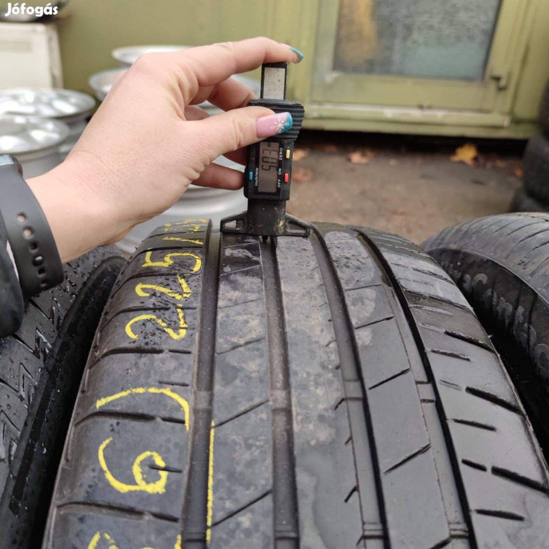 225/55 R17 Bridgestone nyári gumi 10000ft a 2db /186/