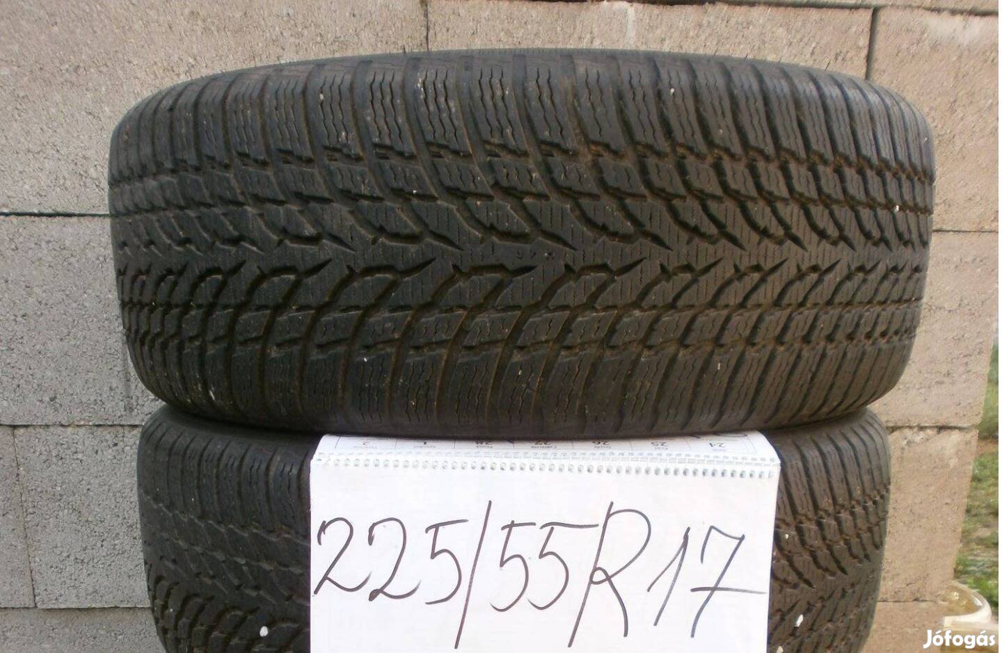 225/55 R17 Nokian téligumi 4 db