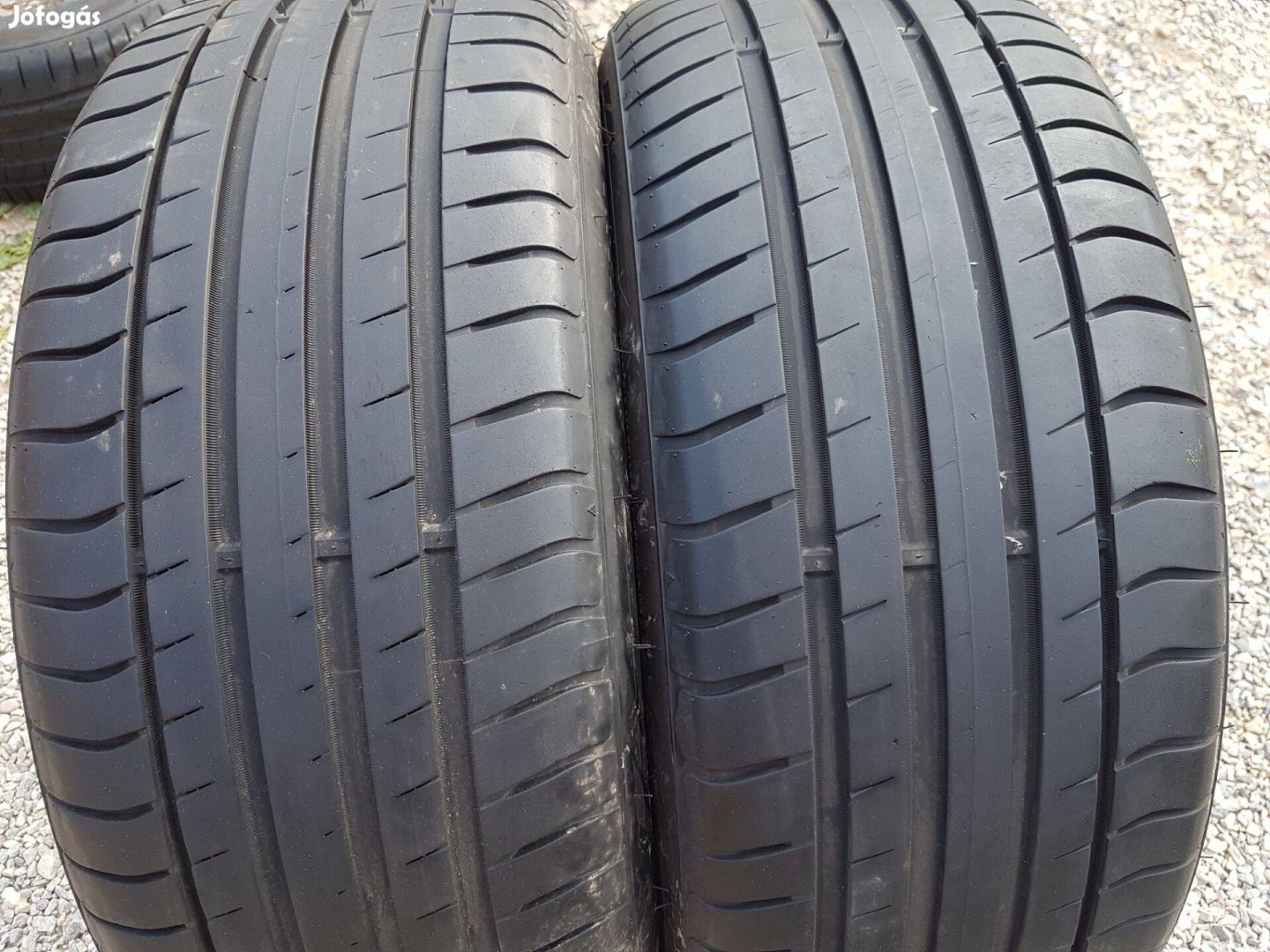 225/55 R17 nyári gumi 2db Triangle DOT2023