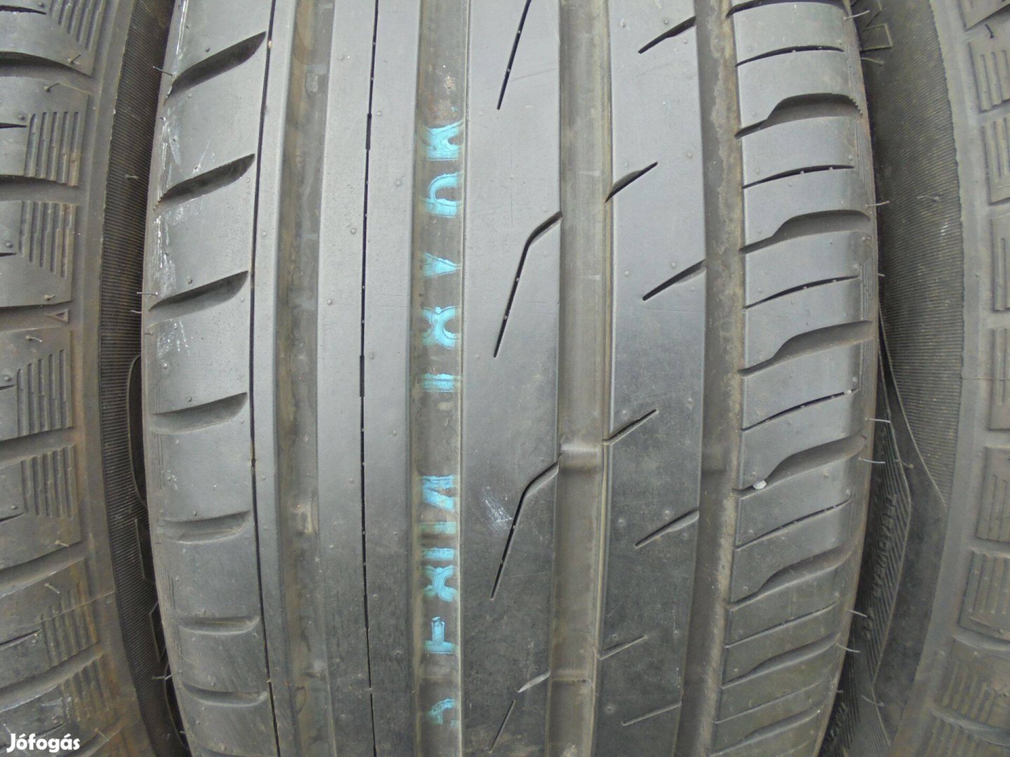 225/55 R 18-as Toyo szinte új nyári gumi eladó