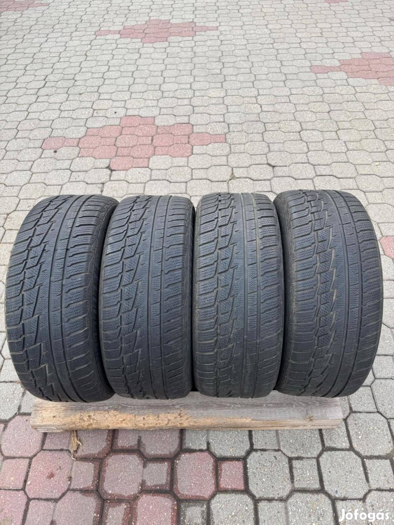 225/55 r16 Matador téli