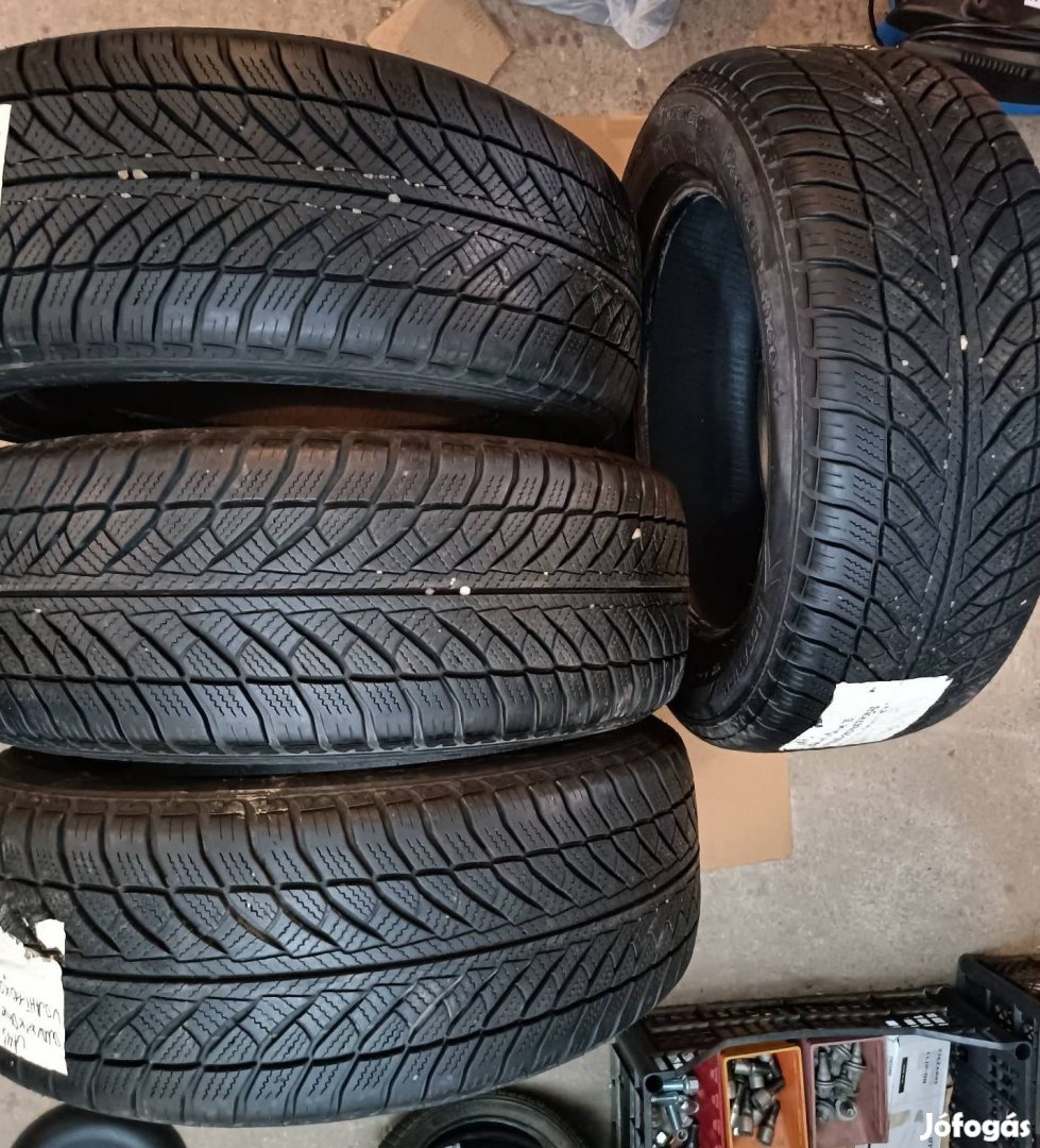 225/55 r17 97H Goodyear Ultragrip Performance 2 téli gumi garnitúra 
