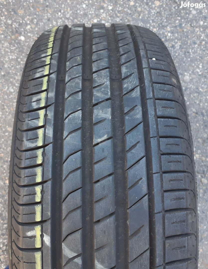 225/55 r17 Nexen Nfera su1. 4db.