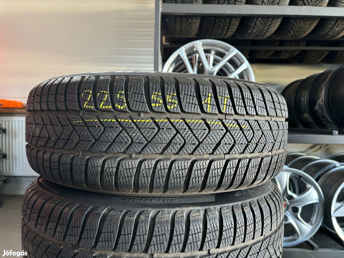 225/55 r17 Pirelli 7mm téligumi 4db eladó 225/55r17 garnitúra