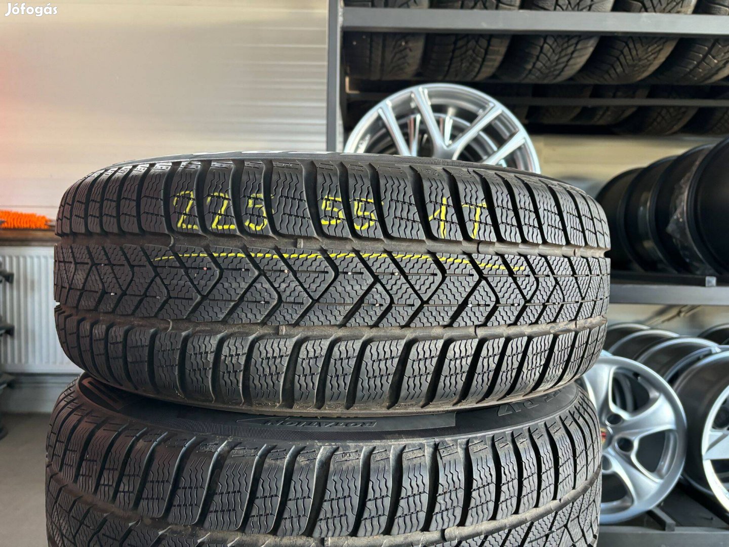 225/55 r17 Pirelli 7mm téligumi 4db eladó 225/55r17 garnitúra