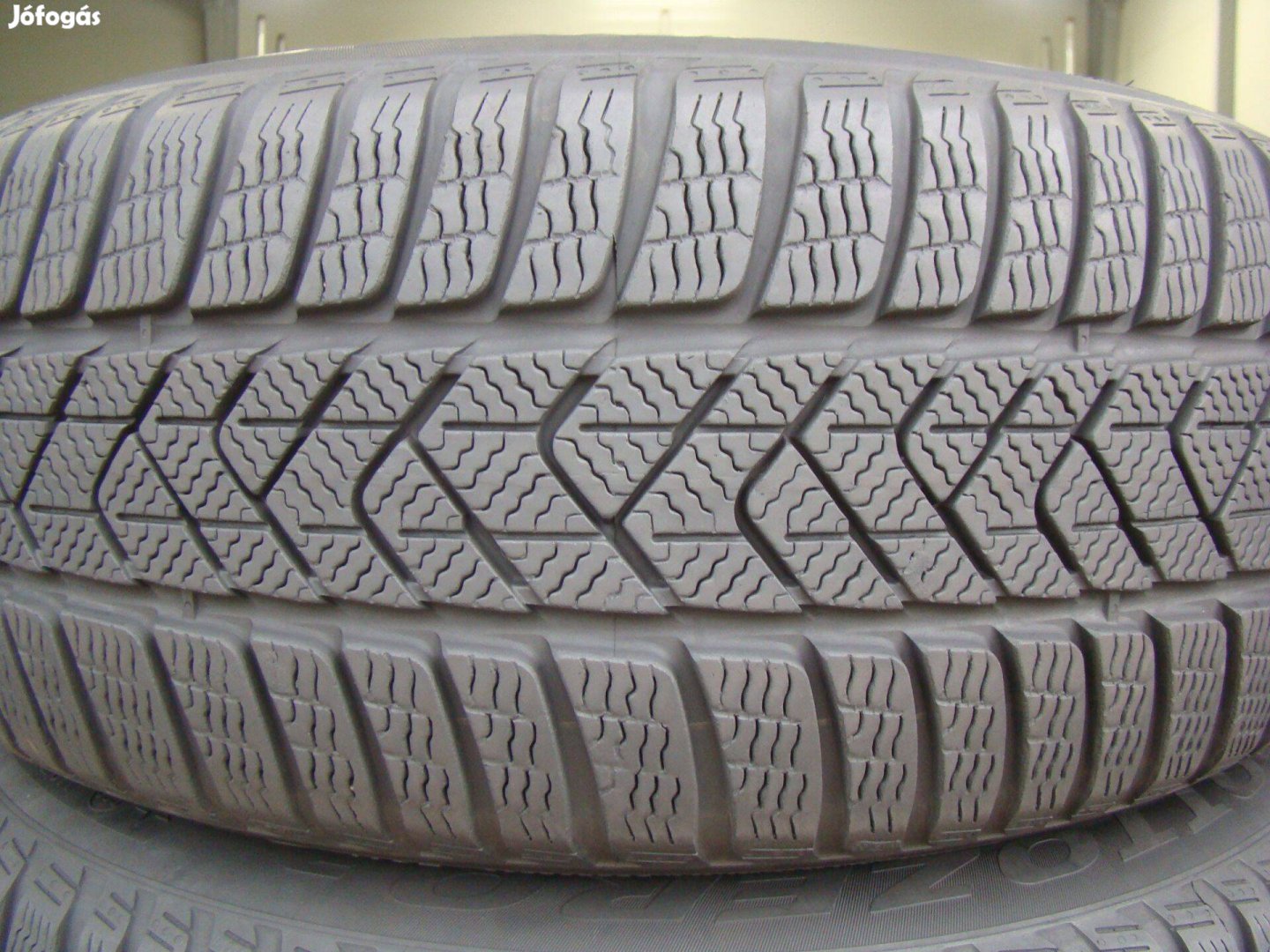 225/55 r17 Pirelli téli gumi 225/55r17