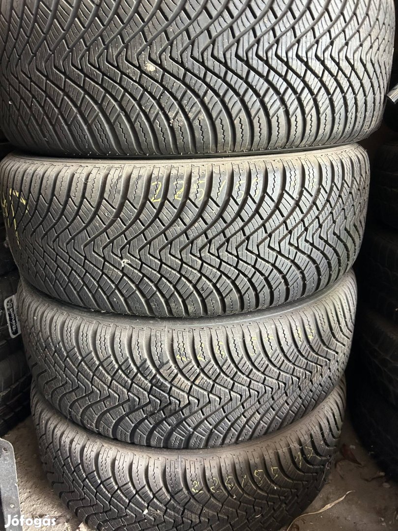 225/55 r17 laufenn négyévszakos négy évszakos 4 évszakos  