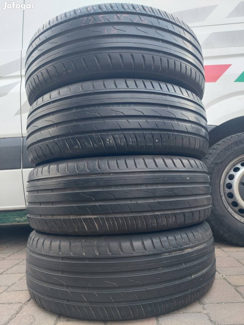 225/55 r19  225/55r19  Toyo nyári gumi  7,5mm