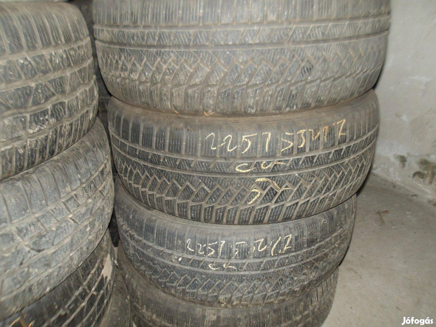 225/55r17 Continental téli gumik ajándék szereléssel