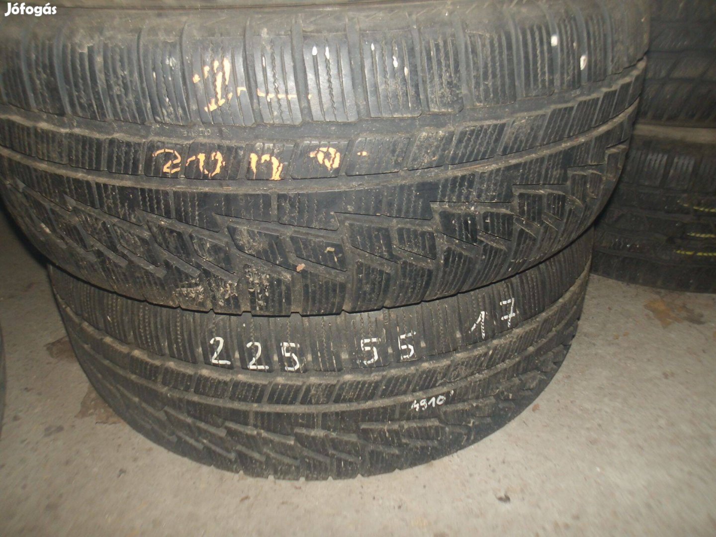 225/55r17 Nokian téli gumi ajándék szereléssel