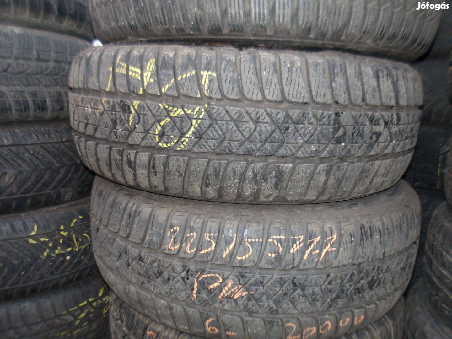 225/55r17 Pirelli téli gumi ajándék szereléssel