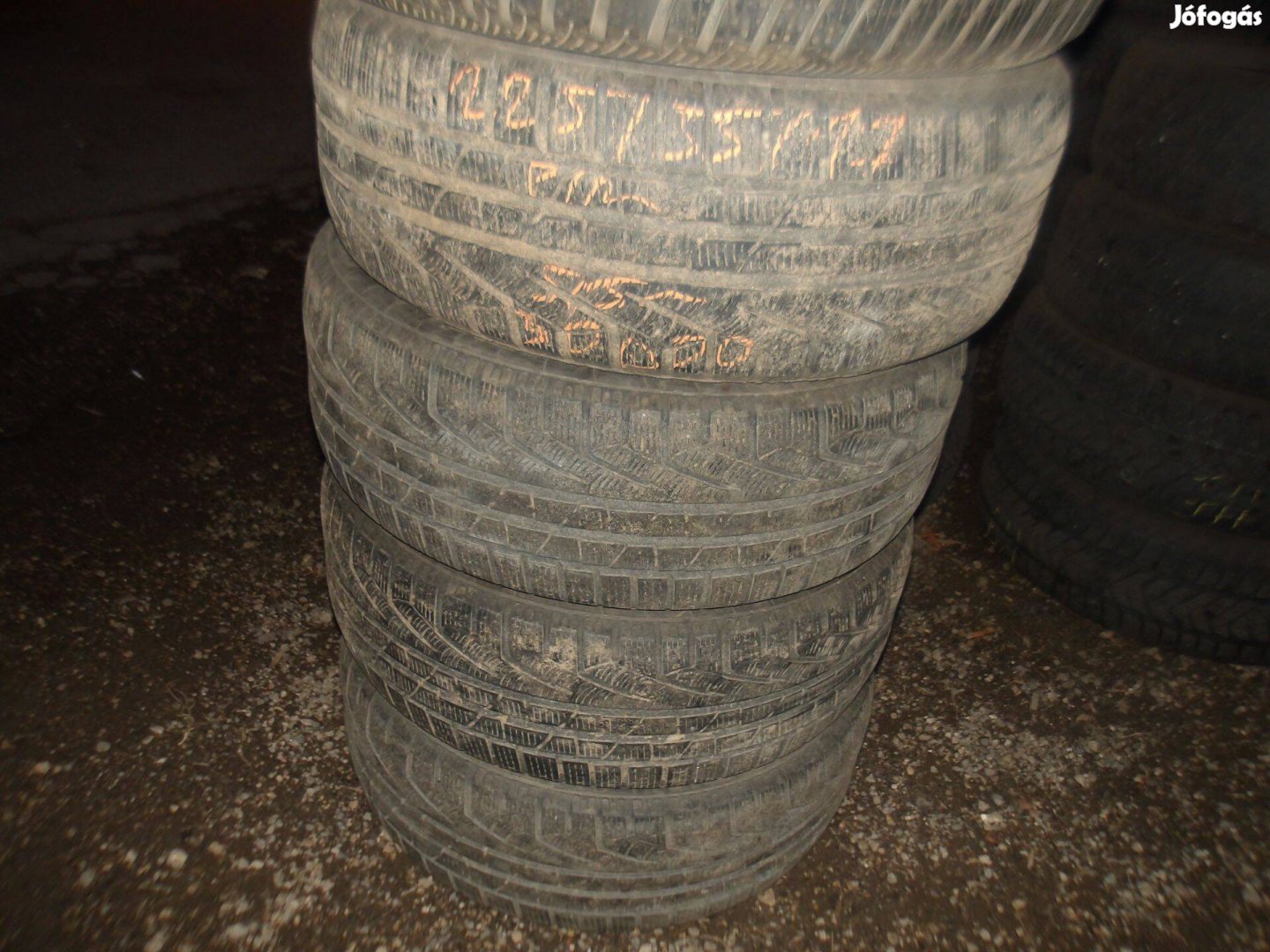 225/55r17 Pirelli téli gumi ajándék szereléssel