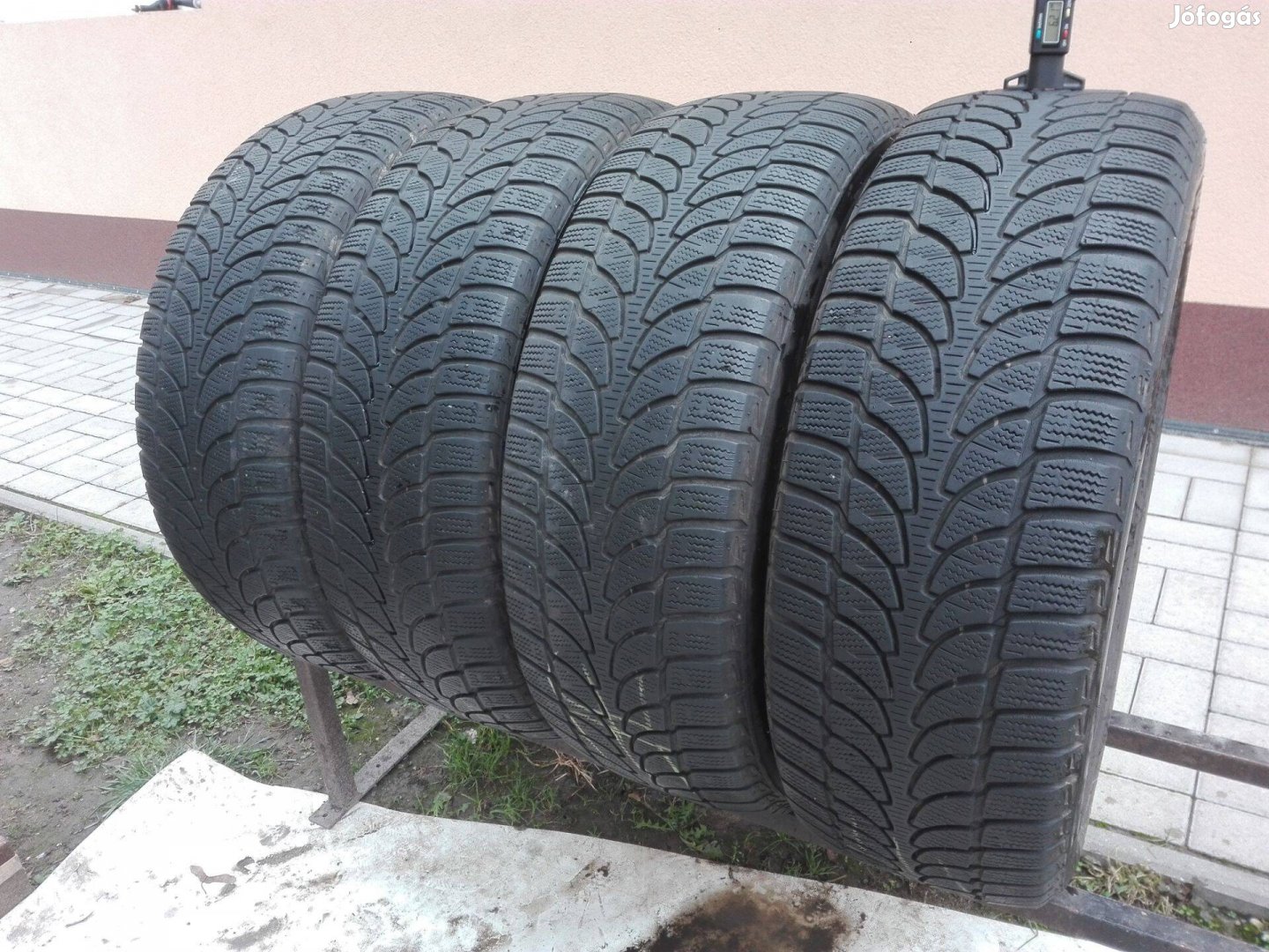 225/60R17 Bridgestone téli gumi garnitúra 225/60 r17