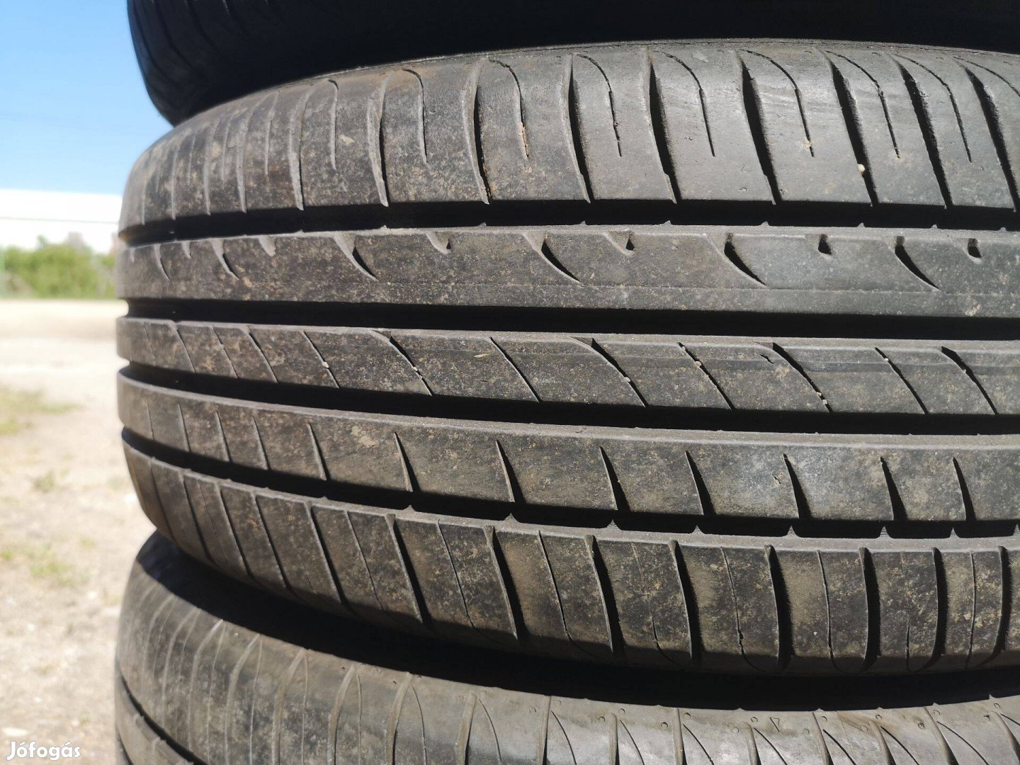 225/60R17 Hankook nyárigumi eladó olcsón