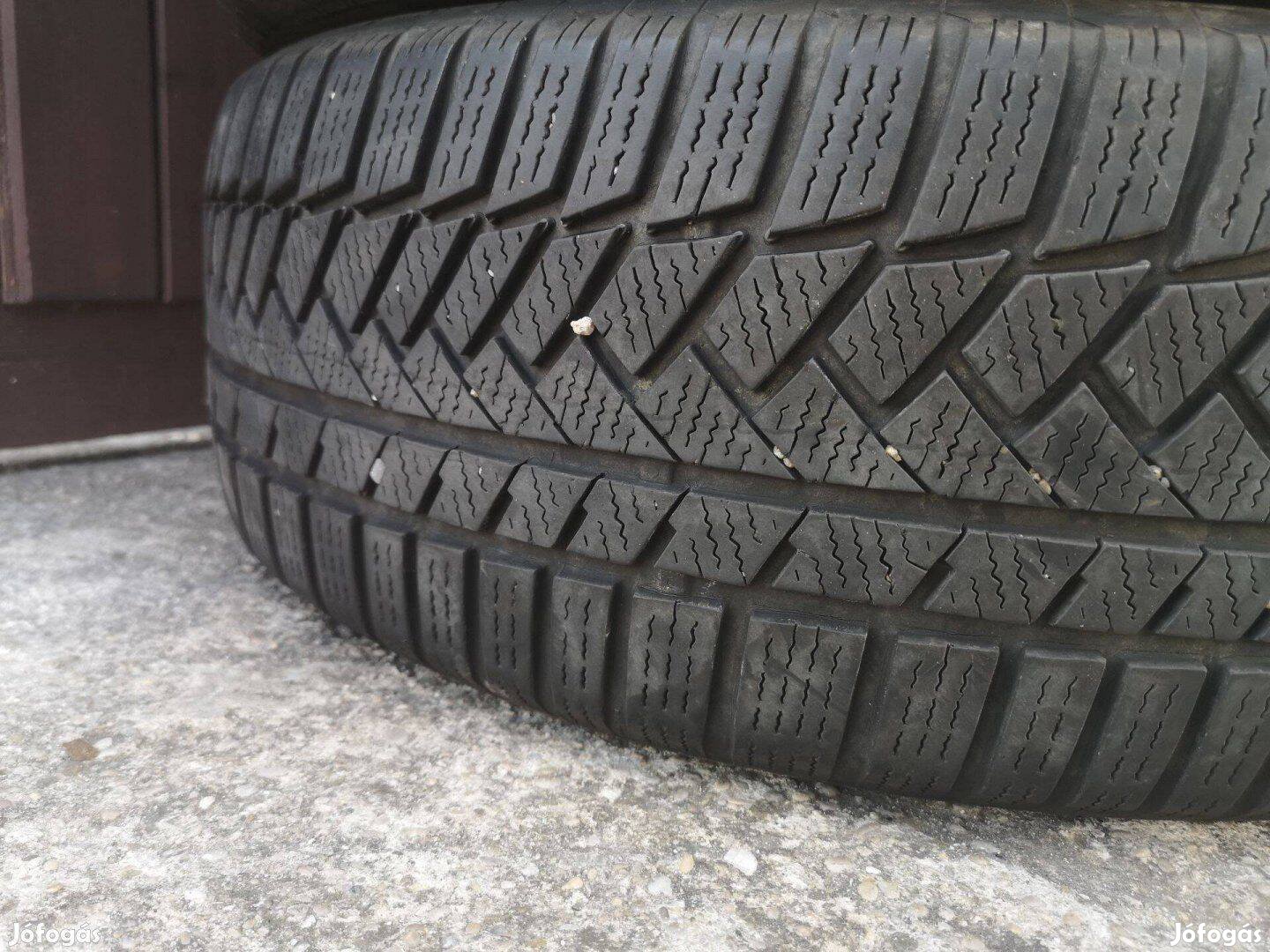 225/60R17 Szezonvégi Kiárusítás 60e/4db continental téligumik