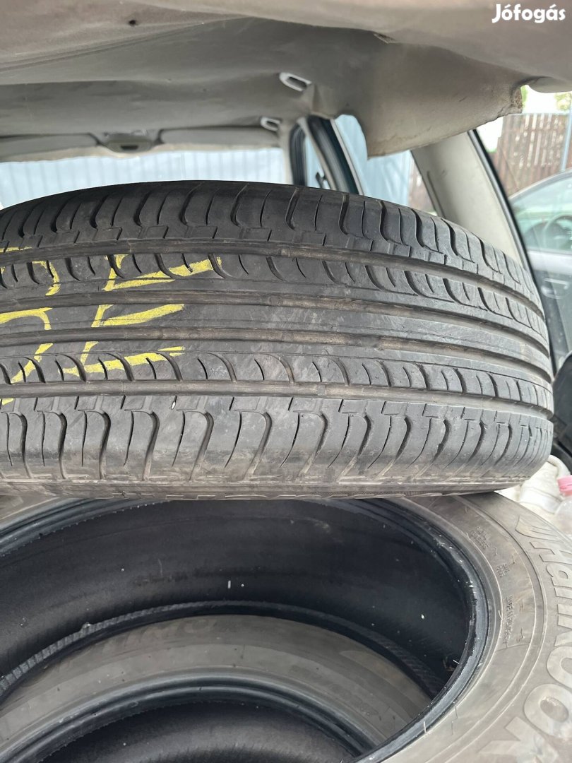 225/60R17 nyári gumi szett