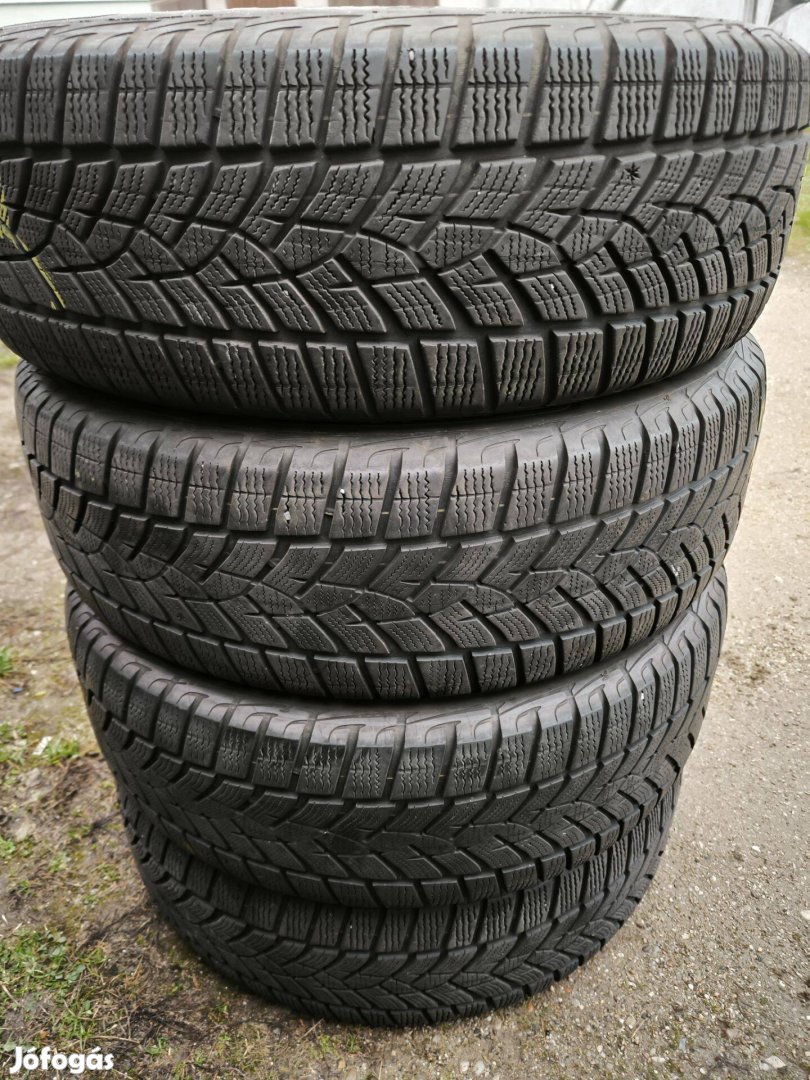 225/60R18 2022 Goodyear téligumik 225/60 18