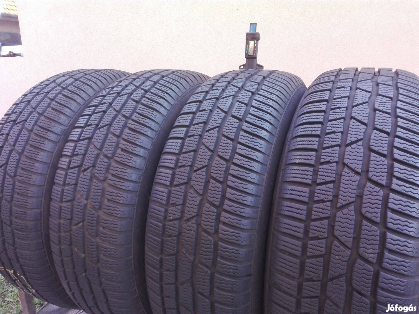 225/60R18 Continental téli gumi garnitúra 225/60 r18