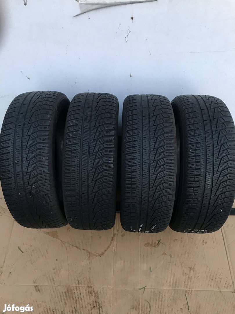 225 60 17 Hankook 225/60r17 téligumi szetteladó.
